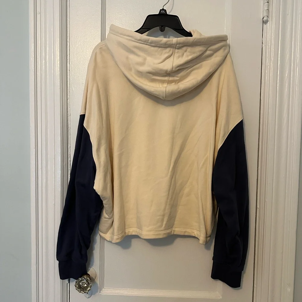 adidas Originals Plus Size Logo Play Hoodie Wonder White / Shadow Navy XL NWOT - Picture 4 of 7